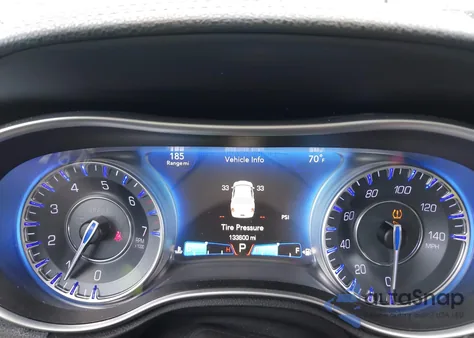 2016 Chrysler 300C z USA, uszkodzony, nr VIN 2C3CCAEG7GH348386